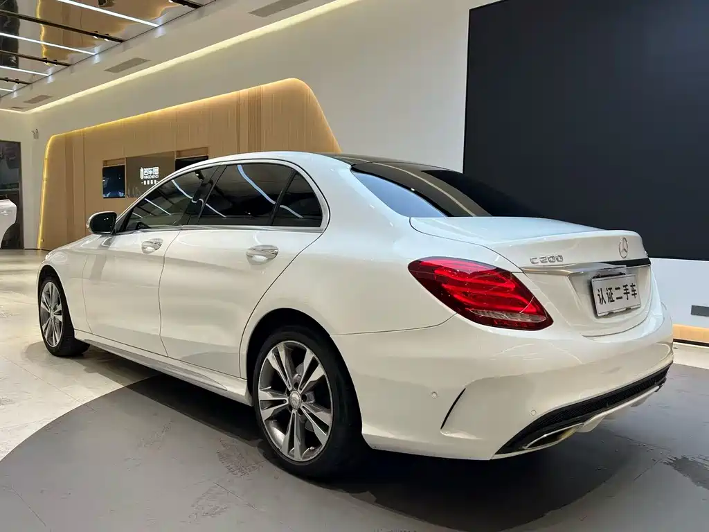 Mercedes-Benz C-Class 2015 — фото 17