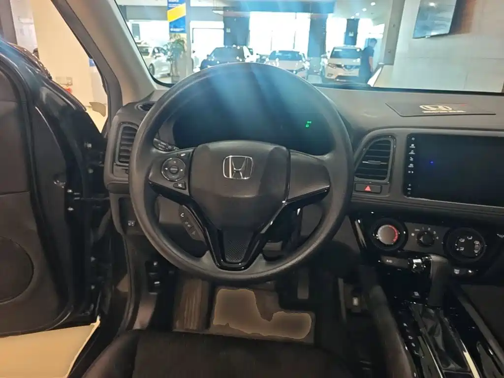 Honda Vezel 2020 — фото 17