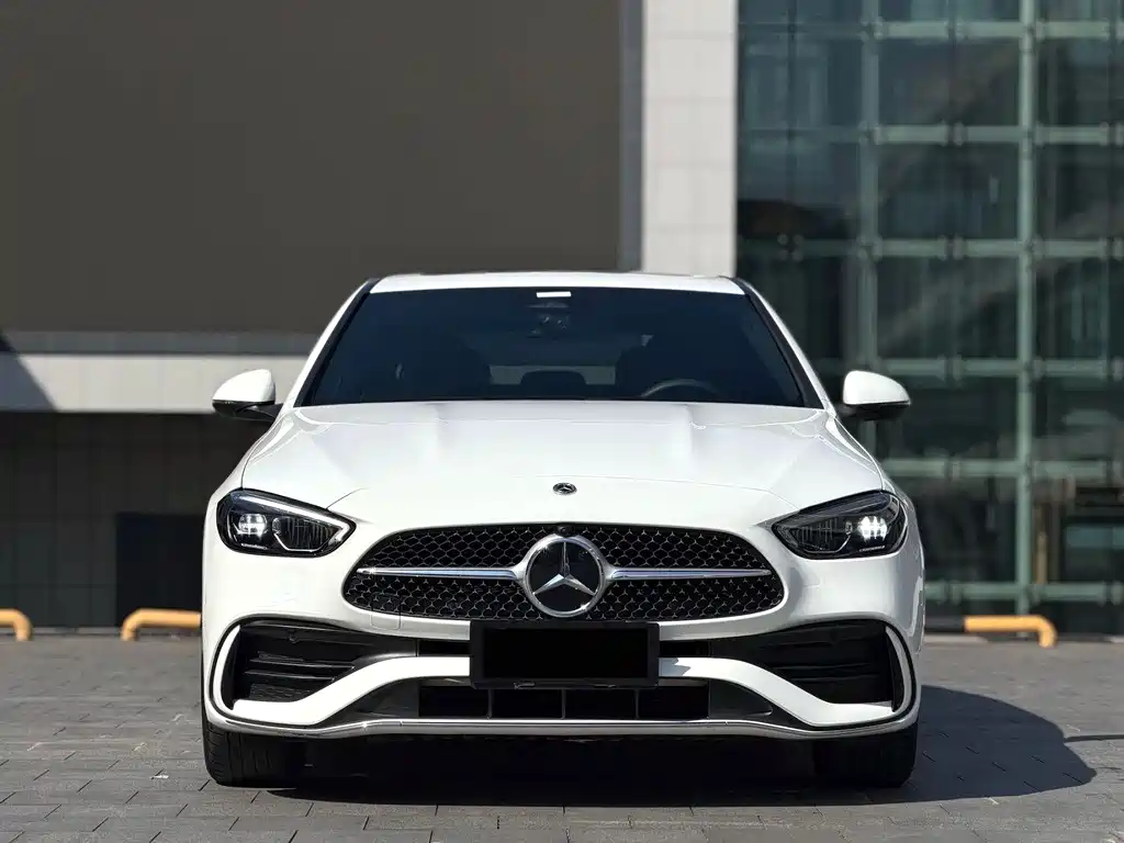 Mercedes-Benz C-Class 2022