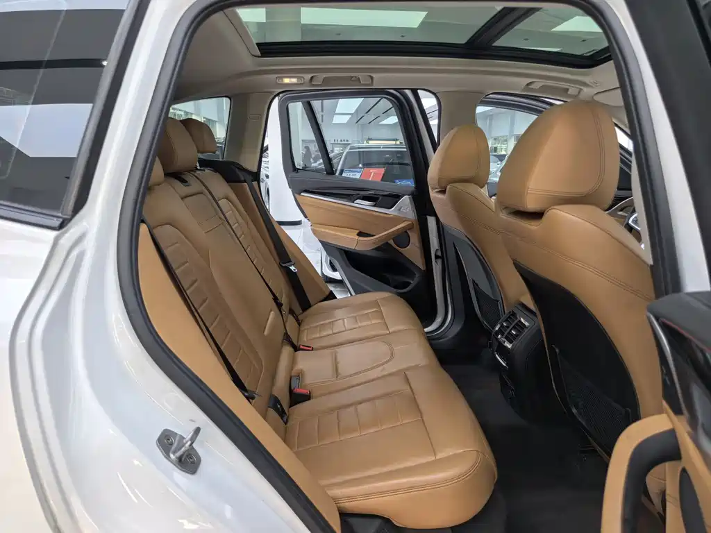 BMW X3 2019 — фото 10