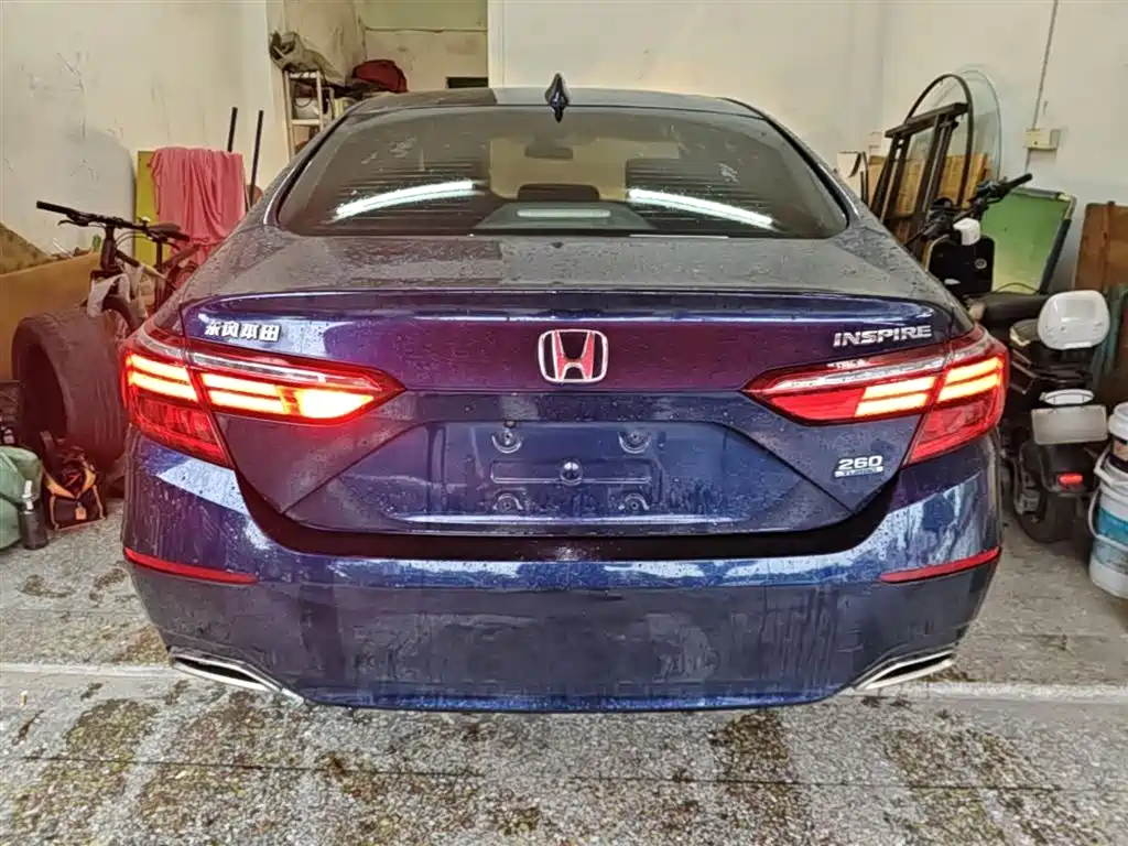 Honda Inspire 2020 — фото 6