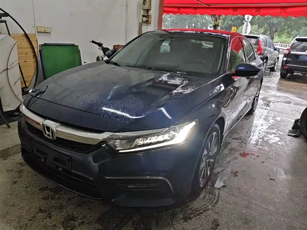 Honda Inspire 2020 — фото 1