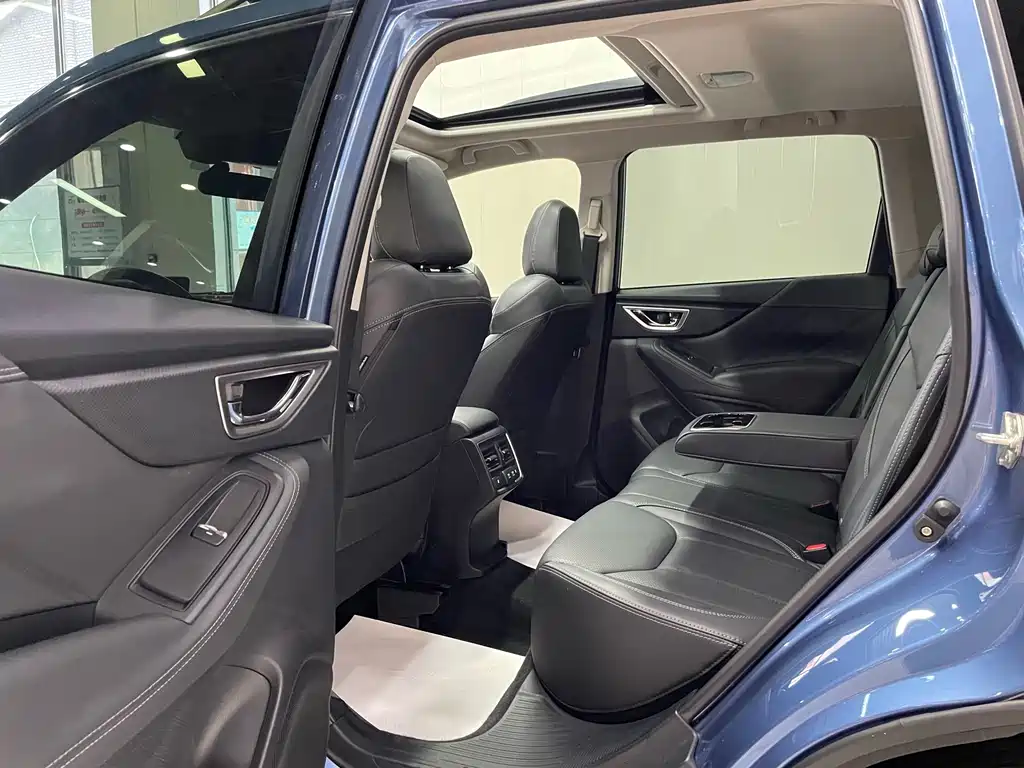 Subaru Forester 2021 — фото 16