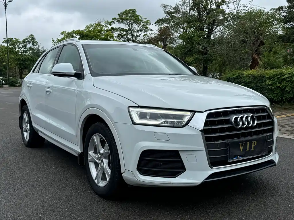 Audi Q3 2018 — фото 2