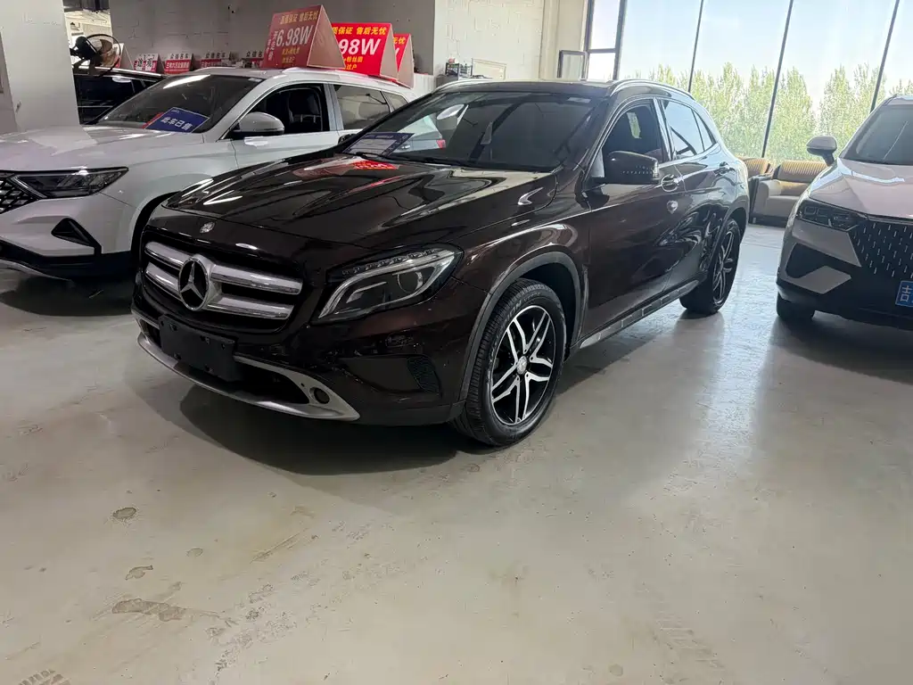 Mercedes-Benz GLA 2016 — фото 1