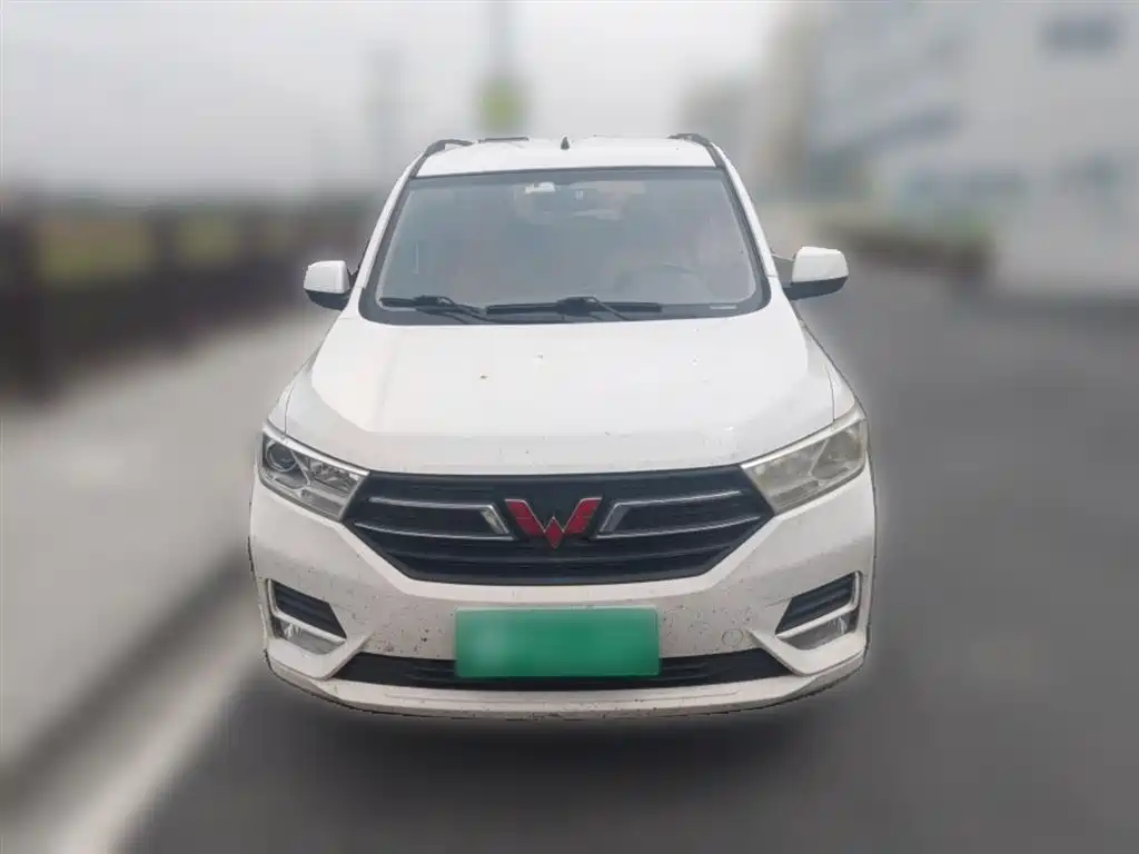 Wuling Hongguang 2020 — фото 24