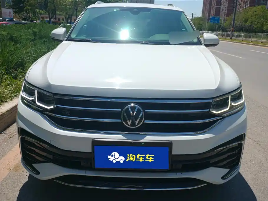 Volkswagen Tiguan L 2023 — фото 2