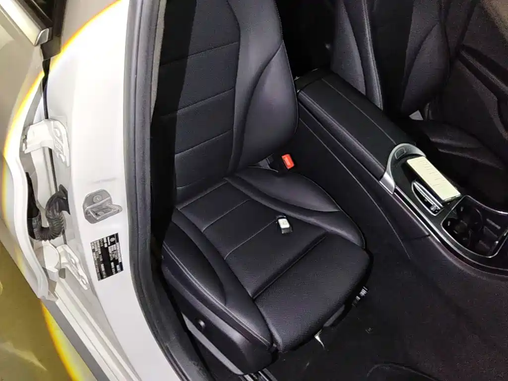 Mercedes-Benz C-Class 2020 — фото 25