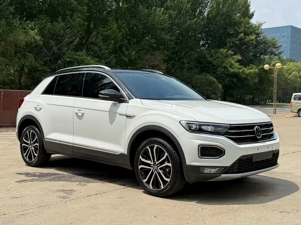 Volkswagen T-Roc 2022 — фото 3