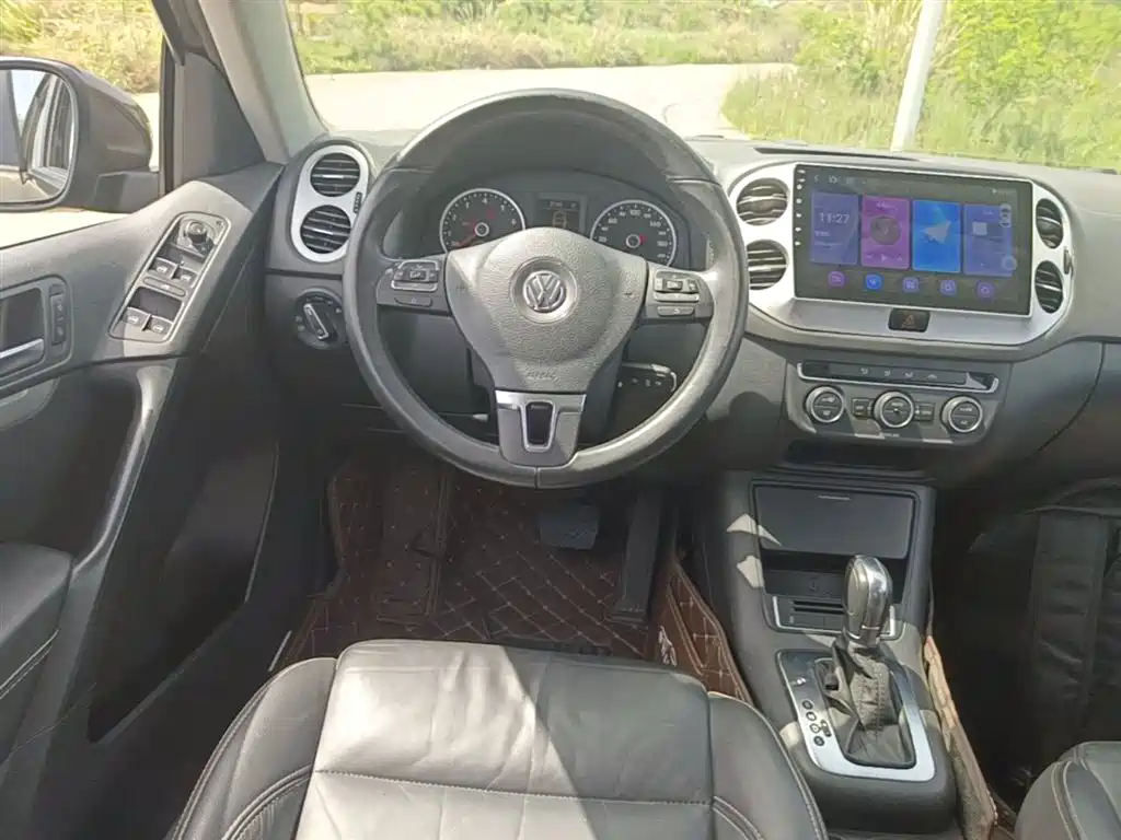 Volkswagen Tiguan 2019 — фото 11