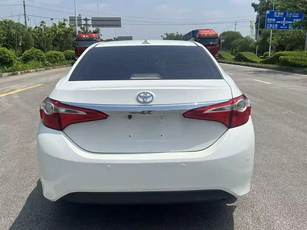 Toyota Levin 2015 — фото 6
