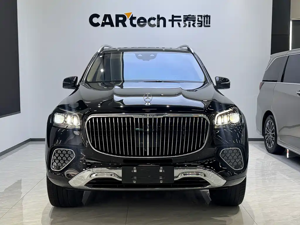 Mercedes-Benz Maybach GLS 2024 — фото 2
