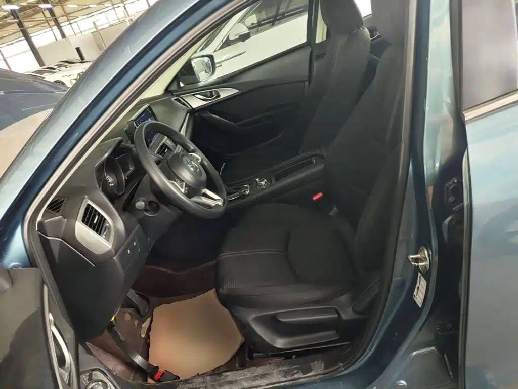 Mazda 3 Angkesela 2018 — фото 15