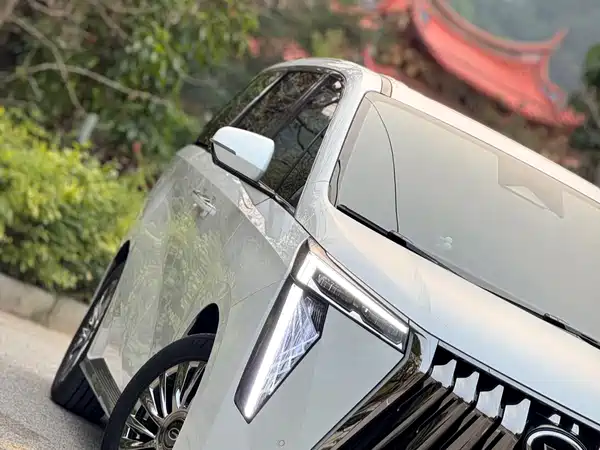 GAC Trumpchi M8 2023