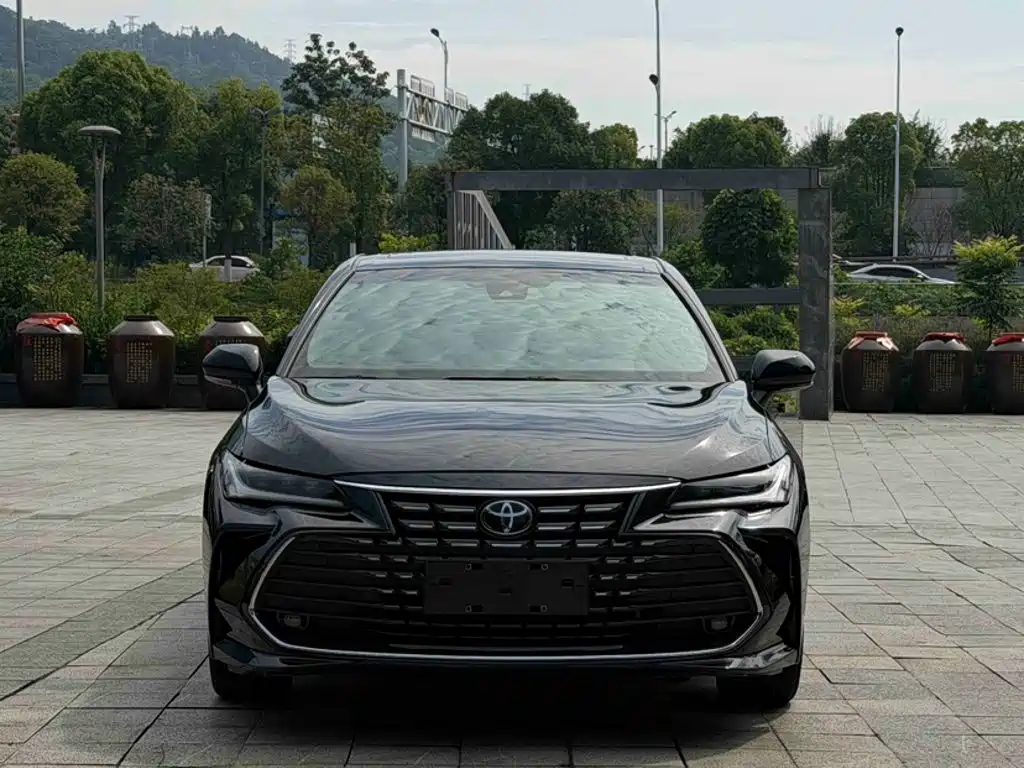 Toyota Avalon 2022 — фото 3