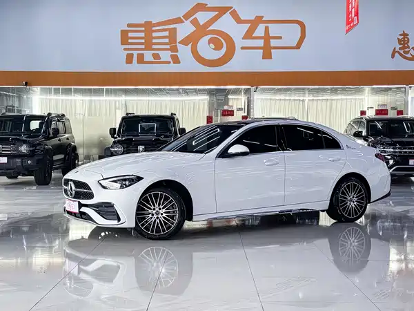 Mercedes-Benz C-Class 2024