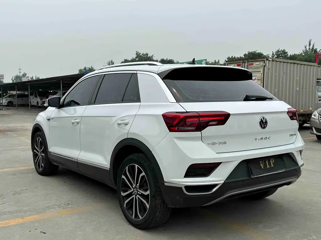 Volkswagen T-Roc 2022 — фото 4