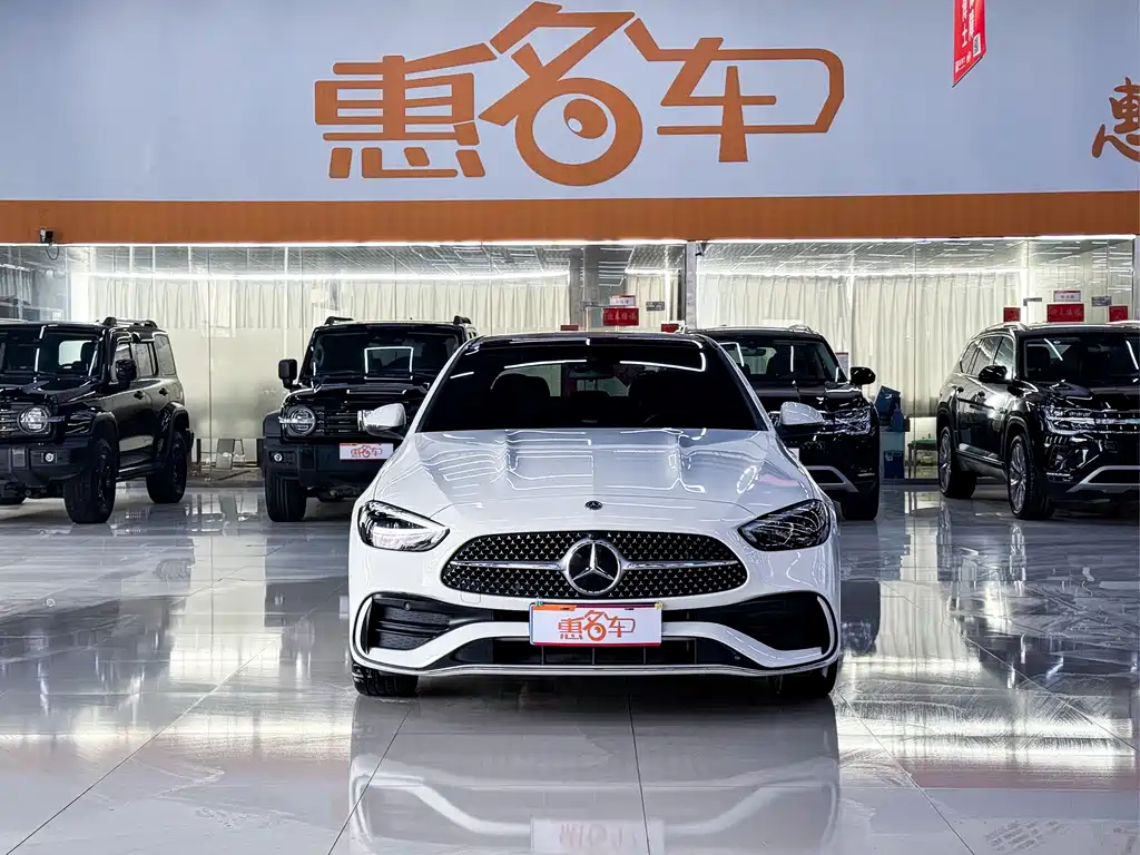 Mercedes-Benz C-Class 2024
