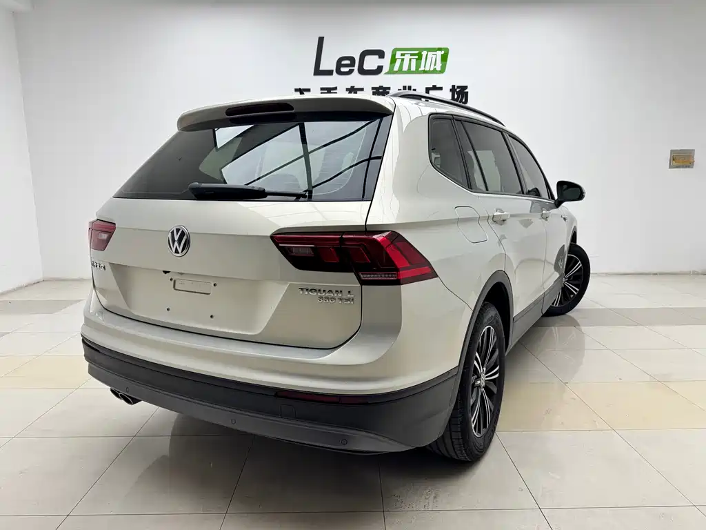 Volkswagen Tiguan L 2020 — фото 15