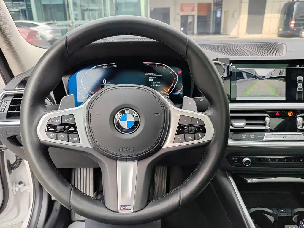 BMW 3 Series 2021 — фото 10