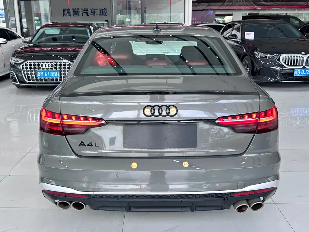Audi S4 2024 — фото 8