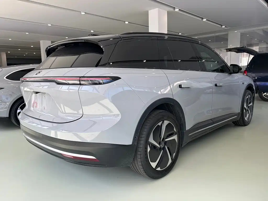 NIO ES6 2023 — фото 15