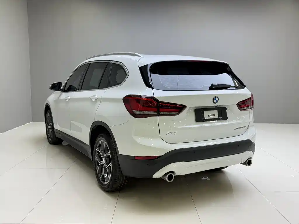 BMW X1 2022 — фото 6