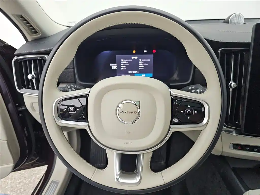 Volvo S90 2025 — фото 12