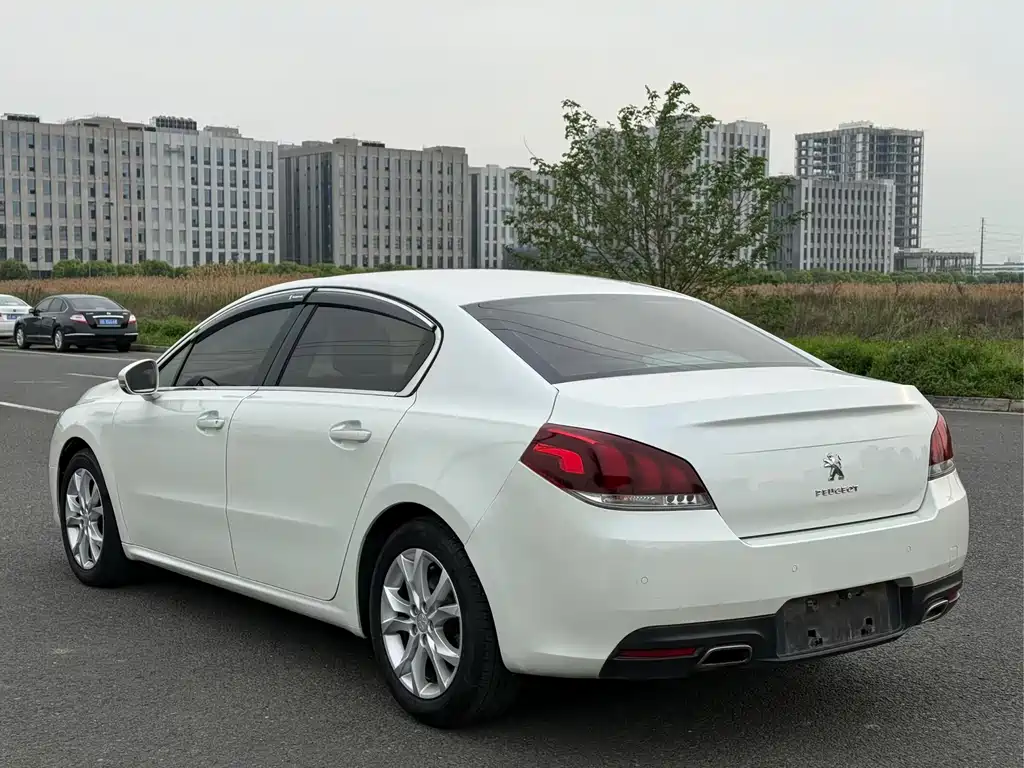 Peugeot 508 2016 — фото 4