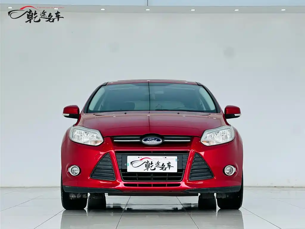 Ford Focus 2014 — фото 2