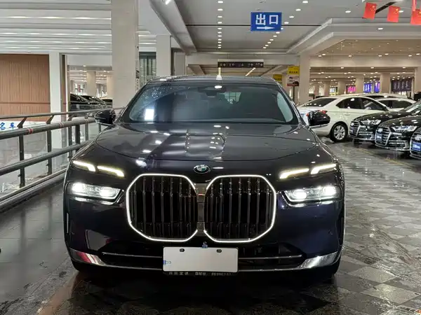 BMW 7 Series 2023