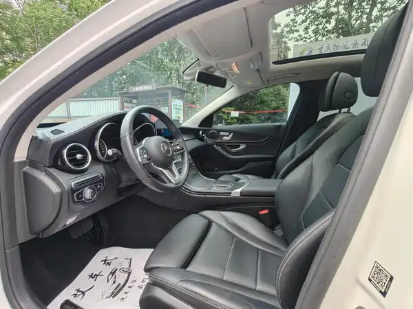 Mercedes-Benz C-Class 2019