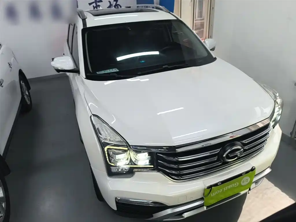 GAC Motor Trumpchi GS8 2017 — фото 4
