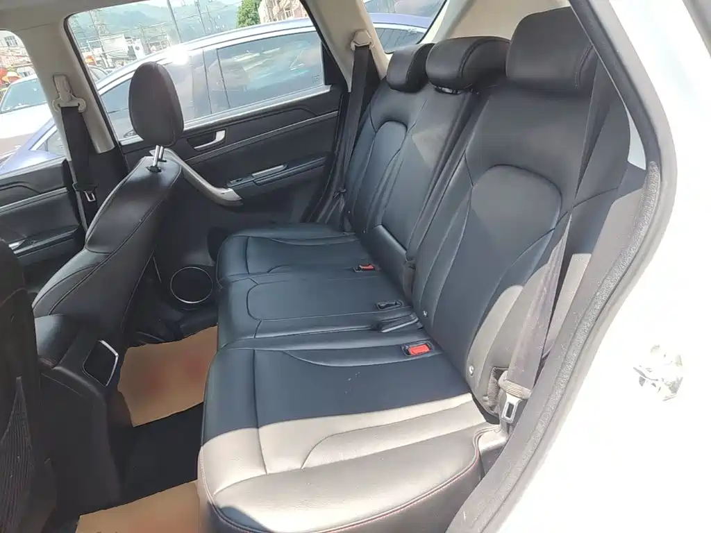 Haval H6 2015 — фото 17
