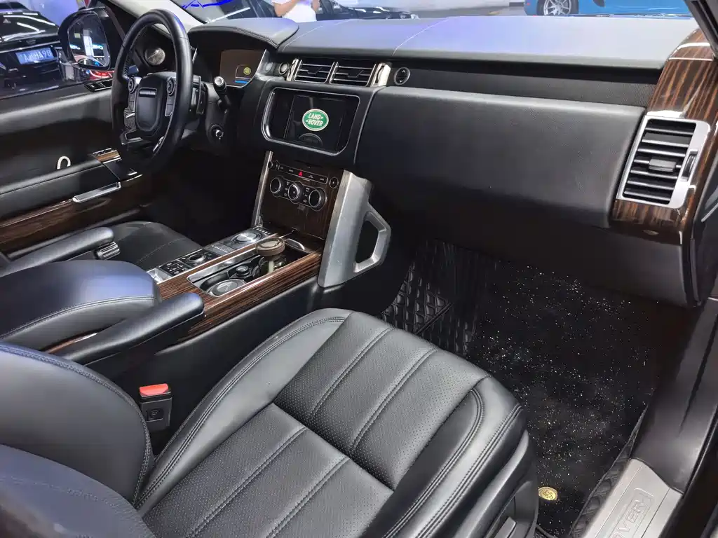 Land Rover Range Rover 2015 — фото 15
