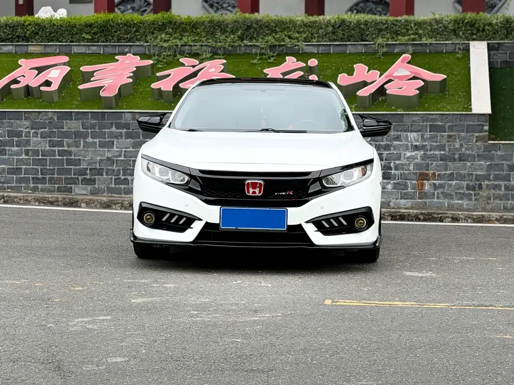 Honda Civic 2017 — фото 2