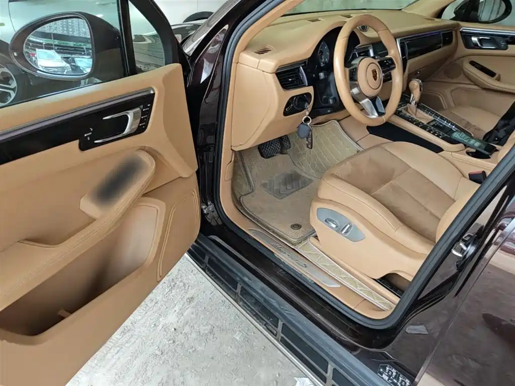 Porsche Macan 2016 — фото 16