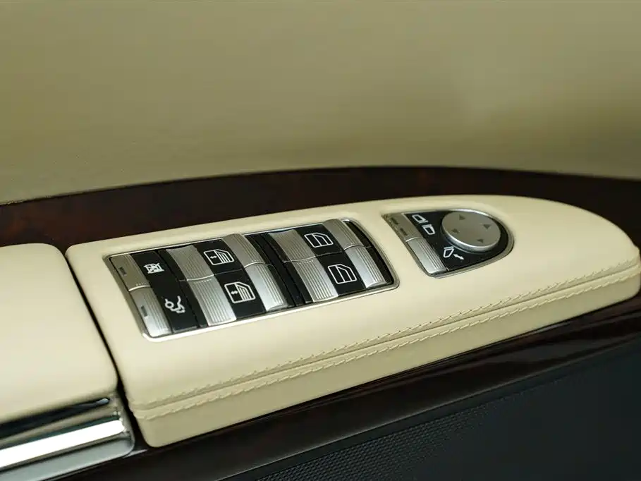 Mercedes-Benz S-Class 2008 — фото 11