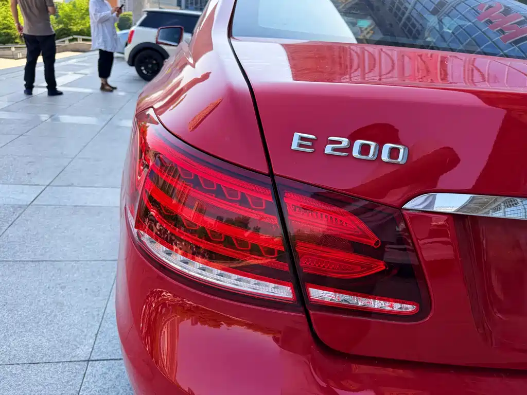 Mercedes-Benz E-Class 2016 — фото 6