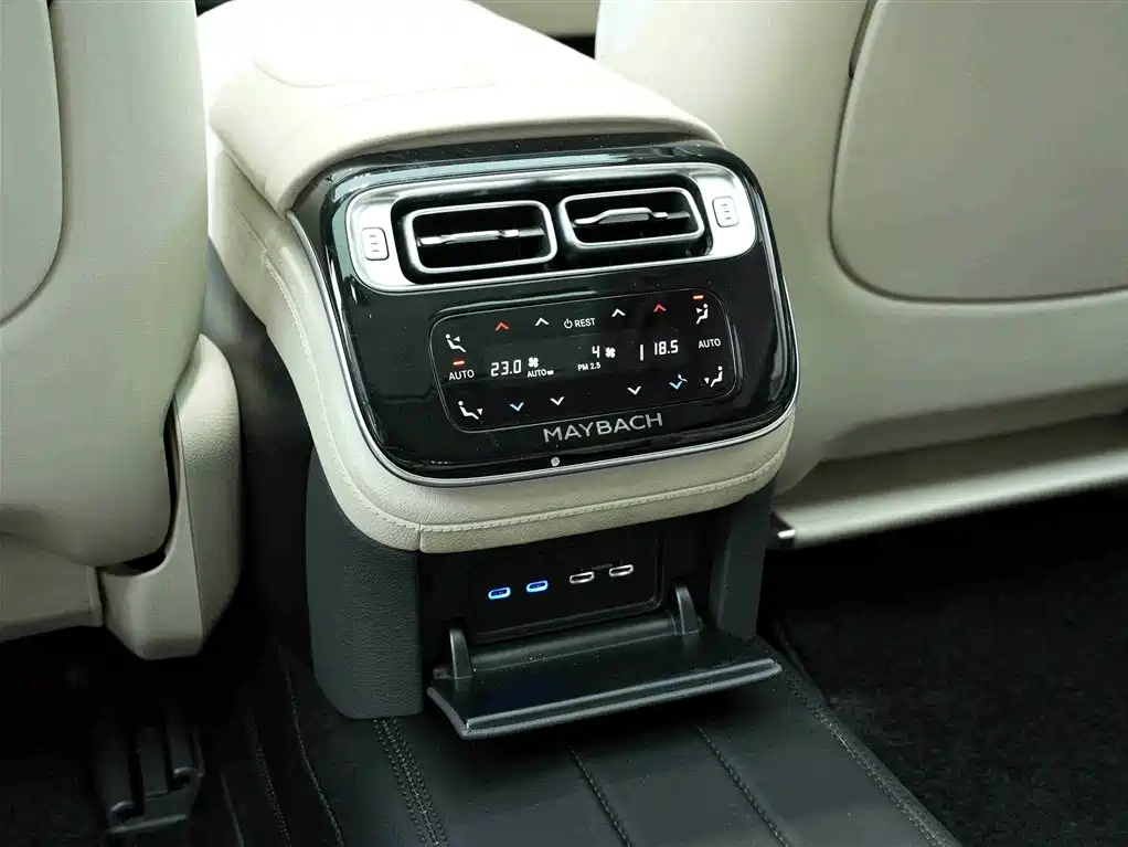 Mercedes-Benz S-Class 2023 — фото 18