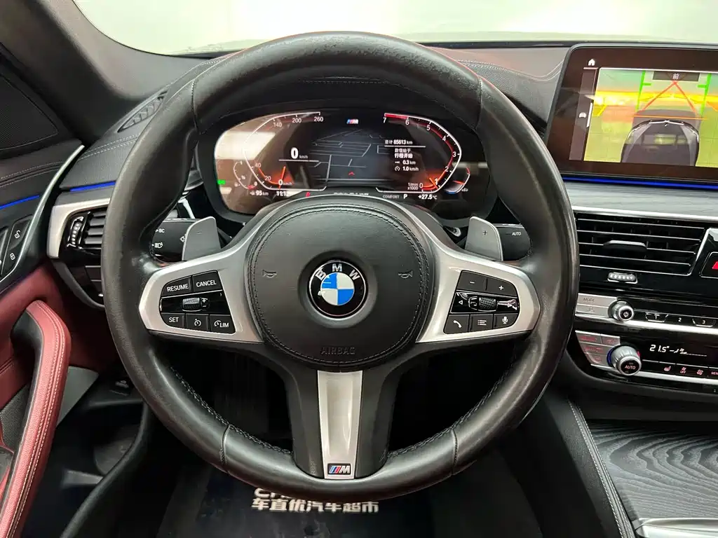 BMW 5 Series 2022 — фото 14