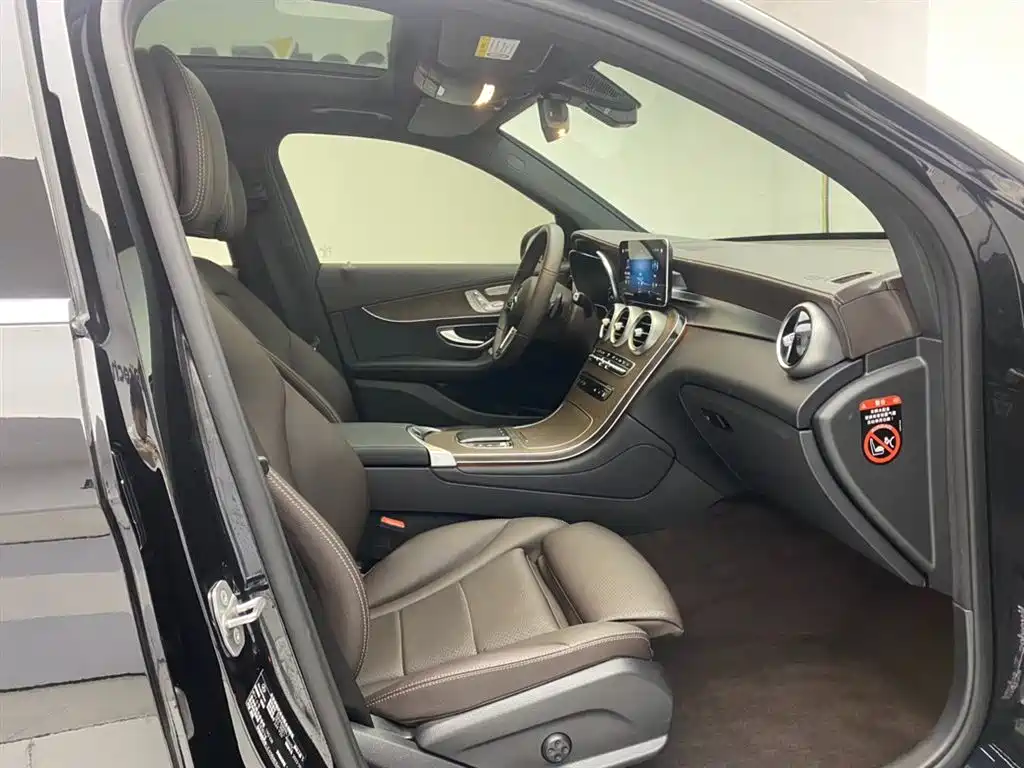 Mercedes-Benz GLC 2023 — фото 18