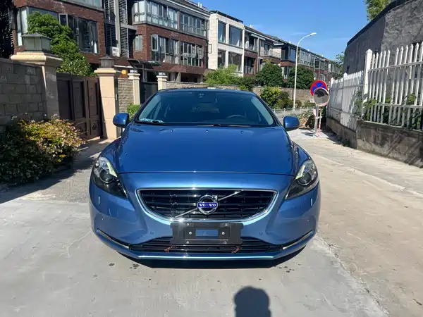 Volvo V40 2016