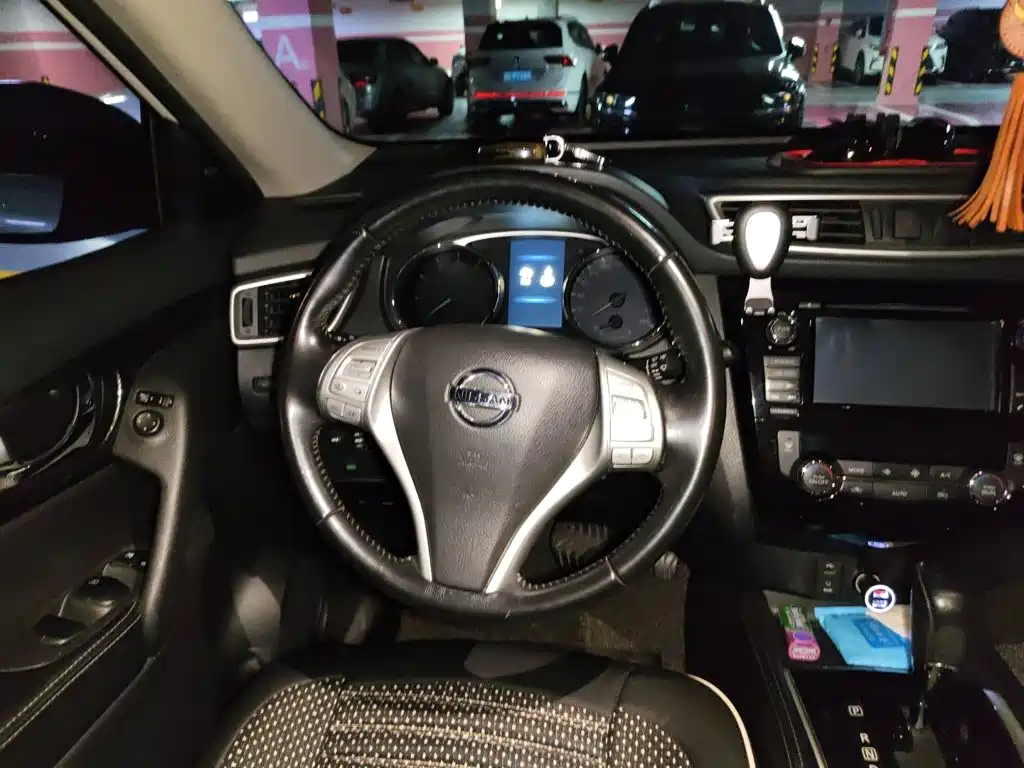 Nissan X-Trail 2014