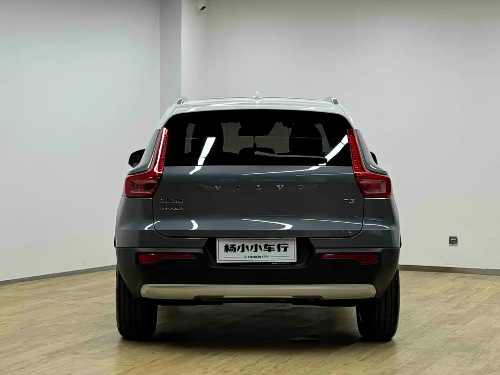 Volvo XC40 2021 — фото 26