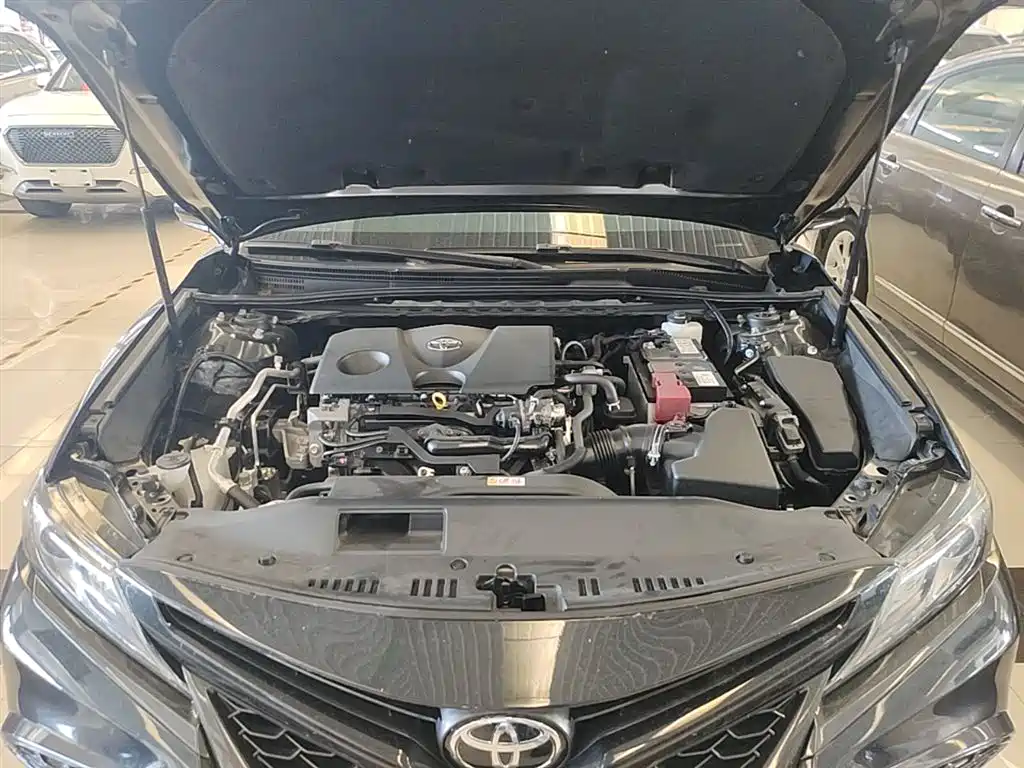 Toyota Camry 2023 — фото 20
