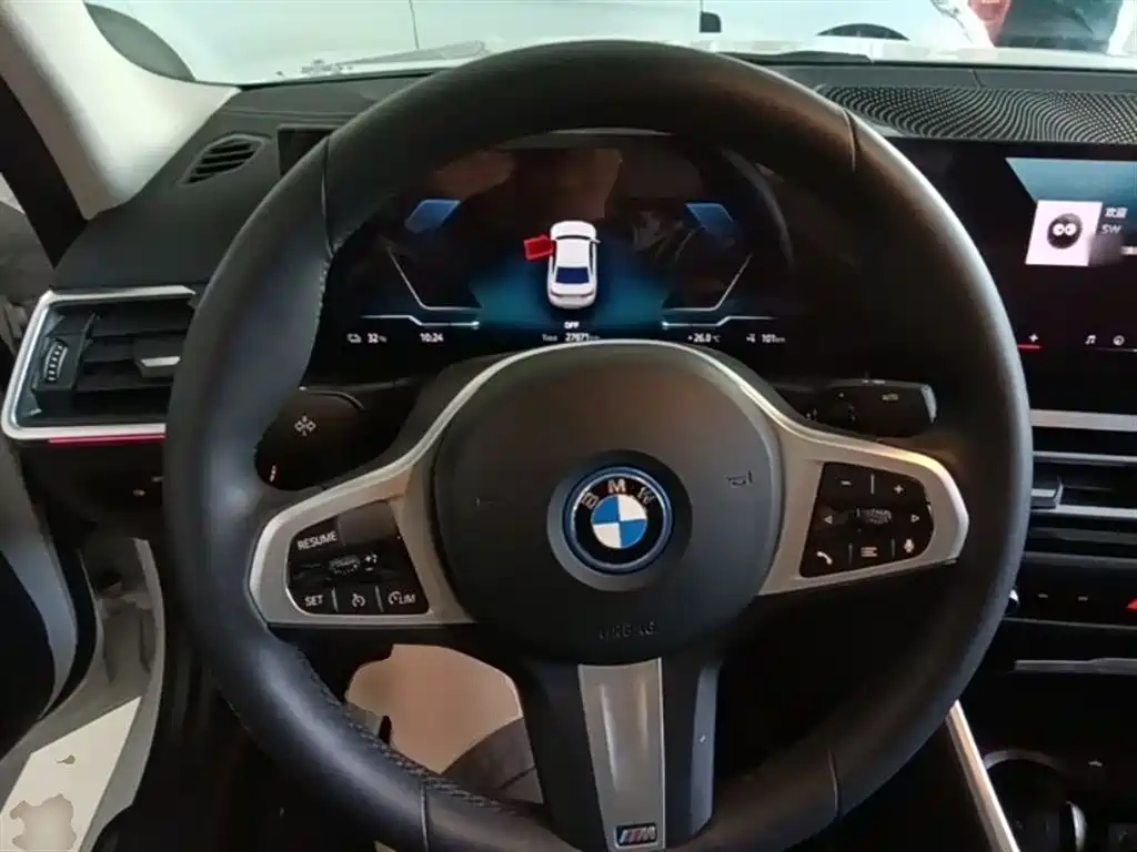 BMW i3 2024 — фото 11