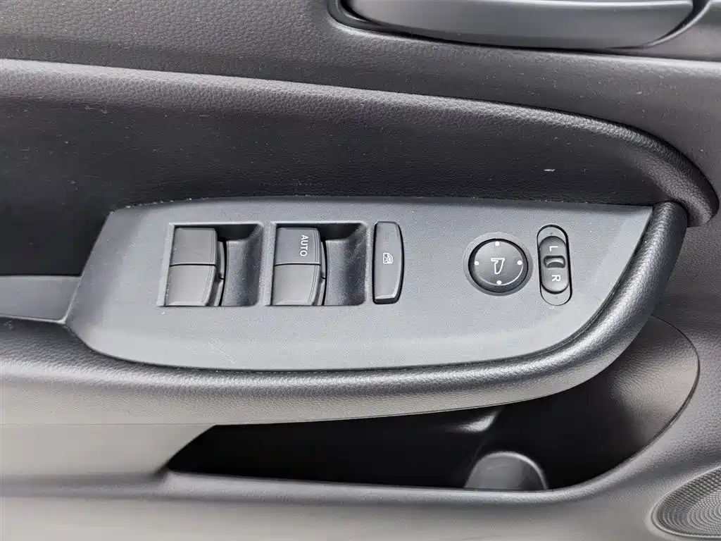 Honda Fit 2024 — фото 9