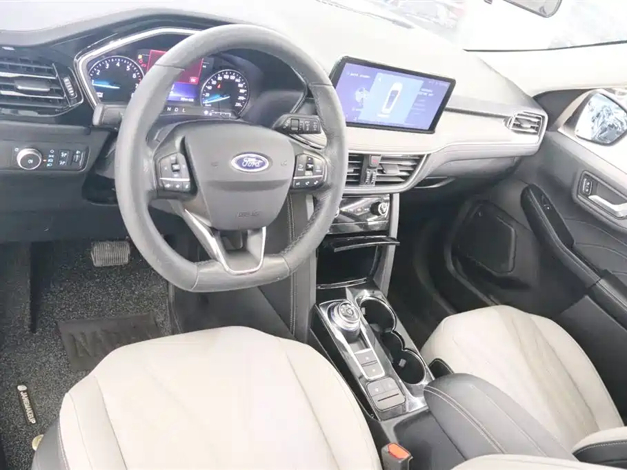Ford Escape 2021 — фото 10