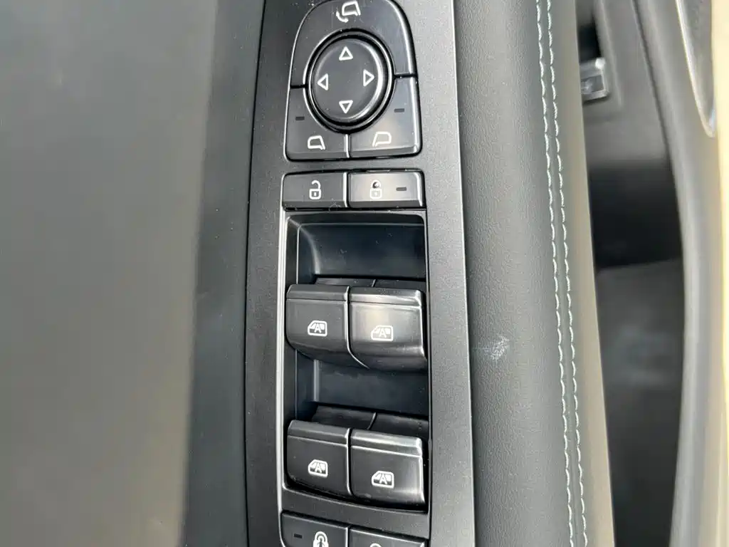 BYD Seal 07 EV 2024 — фото 10